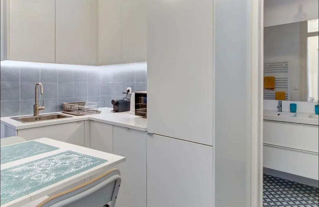 Zaire Retreat Apartment-1